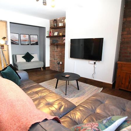 Large New-York Style Penthouse Apartment In Leeds City Centre With Contactless Check In Ngoại thất bức ảnh